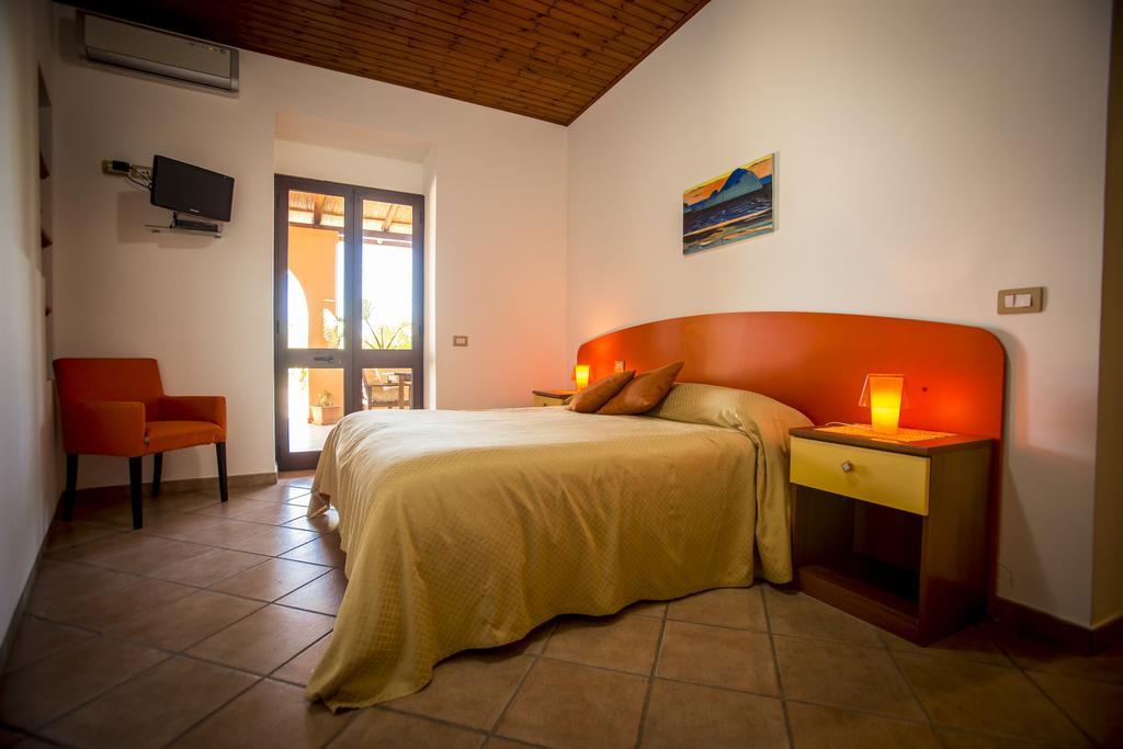 Resort Al Belvedere Salina Leni Ngoại thất bức ảnh